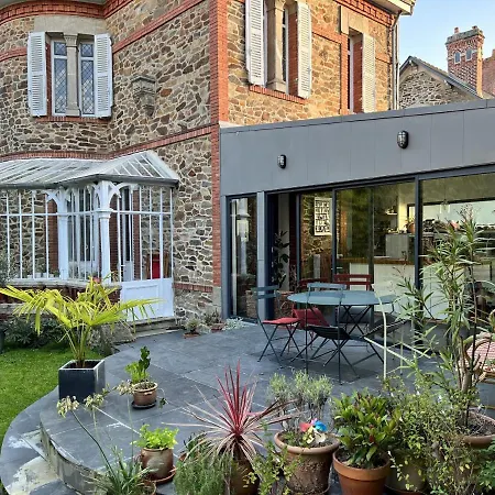 Semesterbostad Maison D'exception En Plein Coeur De Nantes